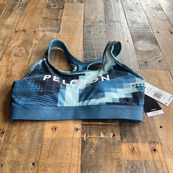 NWT ADIDAS PELOTON SPORTS BRA SIZE M - Picture 1 of 4